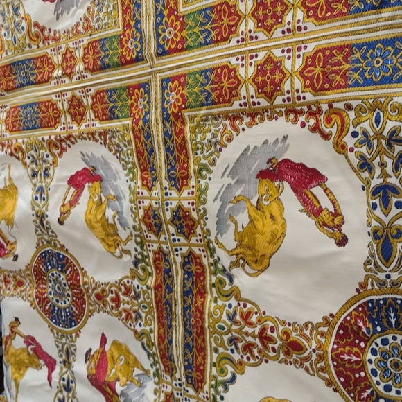 Vintage Spanish Bull Fighter Table Cloth Tapestry Spain Vibrant - Picture 4 of 7